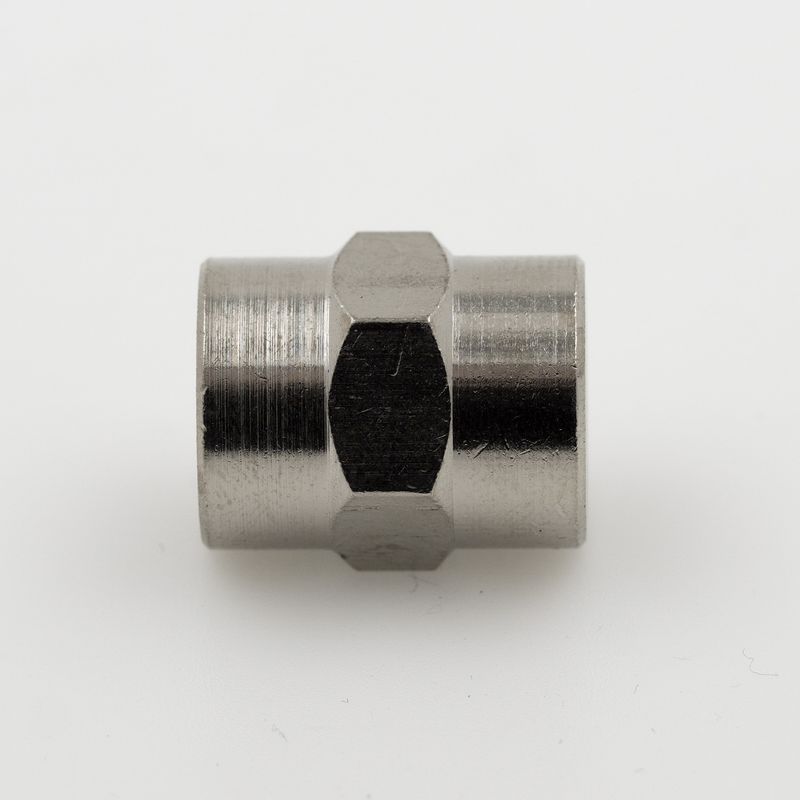 Muffe 1/4" Innengewinde Messing vernickelt Seite