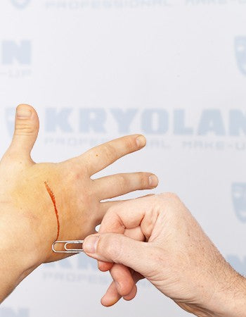 Magic blood Bleeding effect due to contact with component B