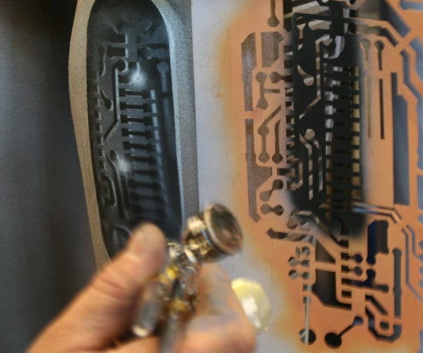 Airbrush Schablone Anwendungsbeispiel