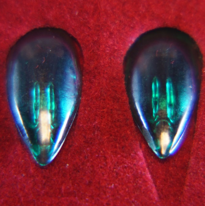 Giftgrüne Witch Fangs Detail